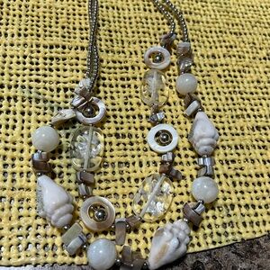Women’s seashell/gemstone necklace